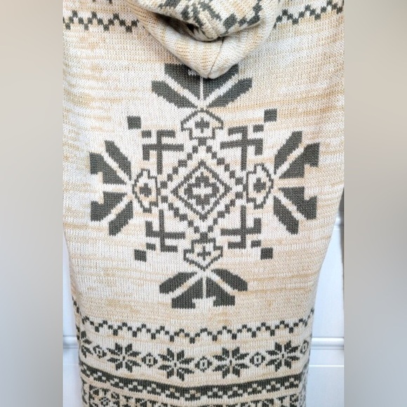 Flying Tomato snowflake fairisle fringe bottom hooded sweater - Picture 5 of 10